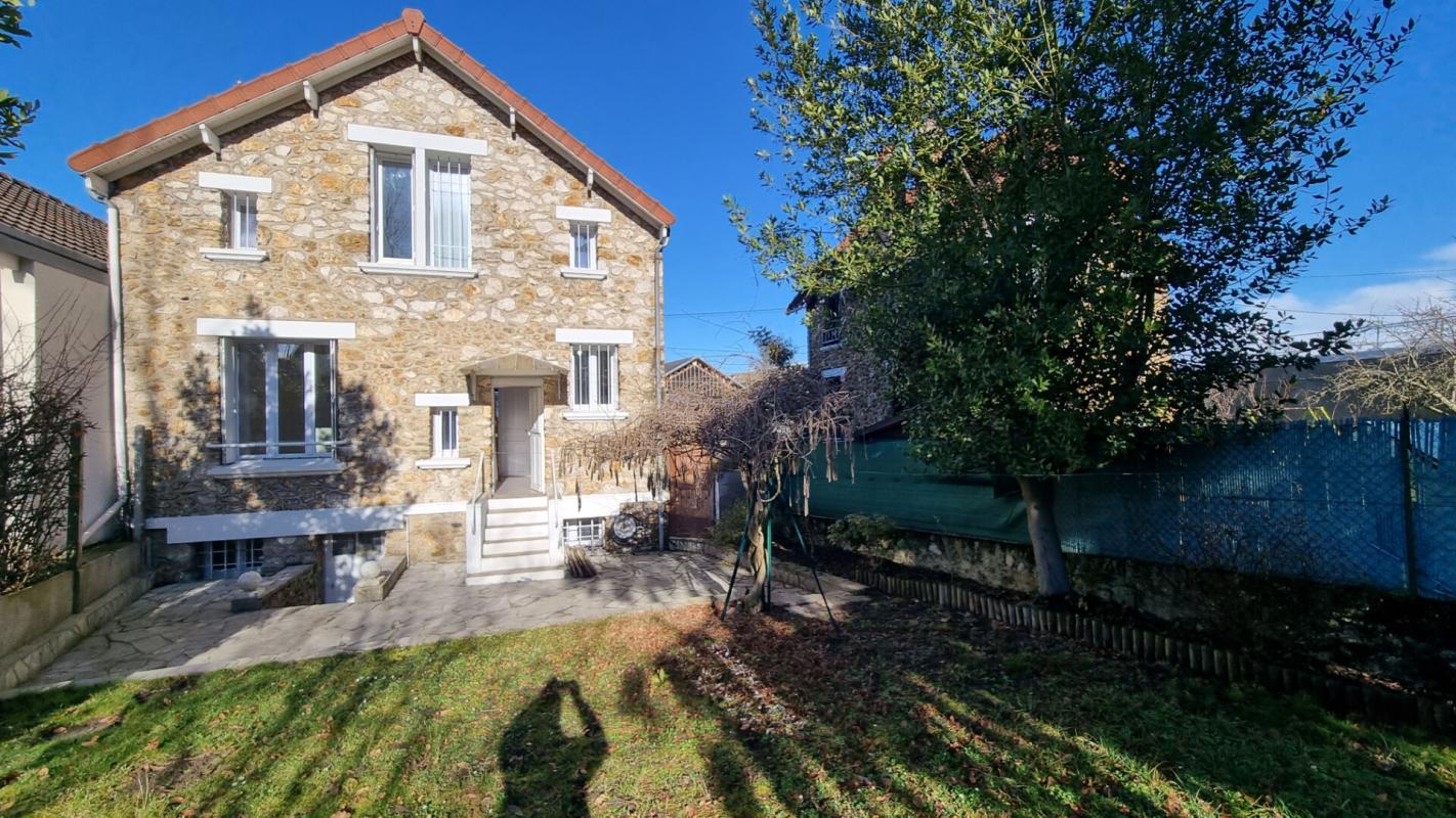 SAINTE-GENEVIEVE-DES-BOIS 91700 - Maison Sainte Genevieve Des Bois 5 pièces - 4ch - 2 sdb 1