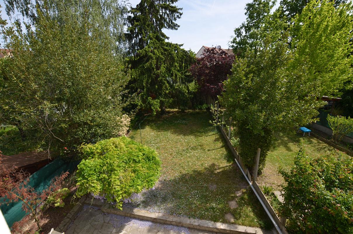 SAINTE-GENEVIEVE-DES-BOIS 91700 - Maison Sainte Genevieve Gare RER - 5 pièces - 4ch - 2 sdb 12