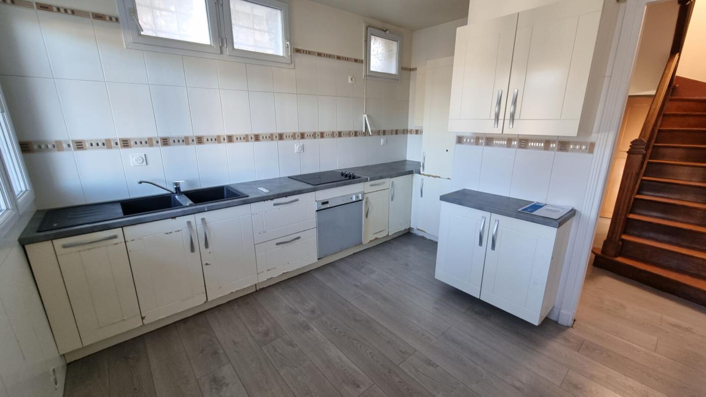 SAINTE-GENEVIEVE-DES-BOIS 91700 - Maison Sainte Genevieve Des Bois 5 pièces - 4ch - 2 sdb 6