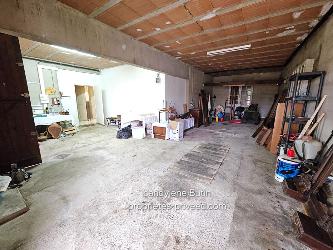 CAZOULS-LES-BEZIERS Villa Cazouls Les Beziers 7 pièce(s) 213m2 sur 2175m2 18