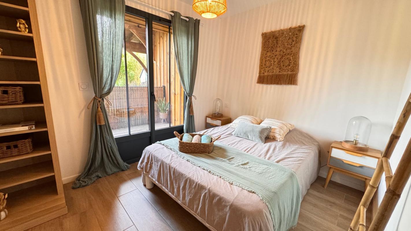 LEGE-CAP-FERRET EXCEPTIONNEL AVEC JARDIN, JACUZZI et VUE FORÊT !!! 12