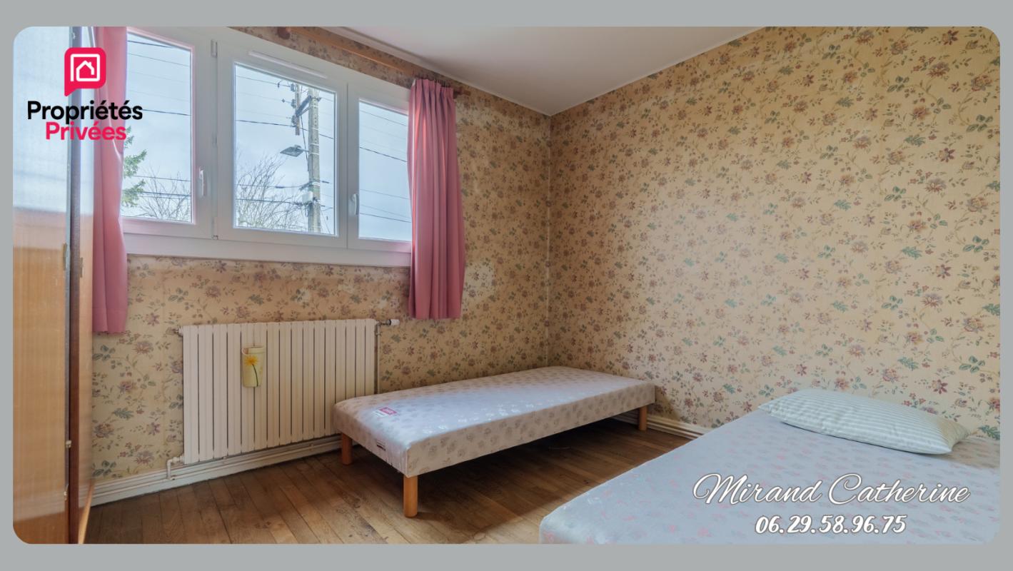 SAINTE-SAVINE A Sainte-Savine  Maison familiale avec garage et terrain 12