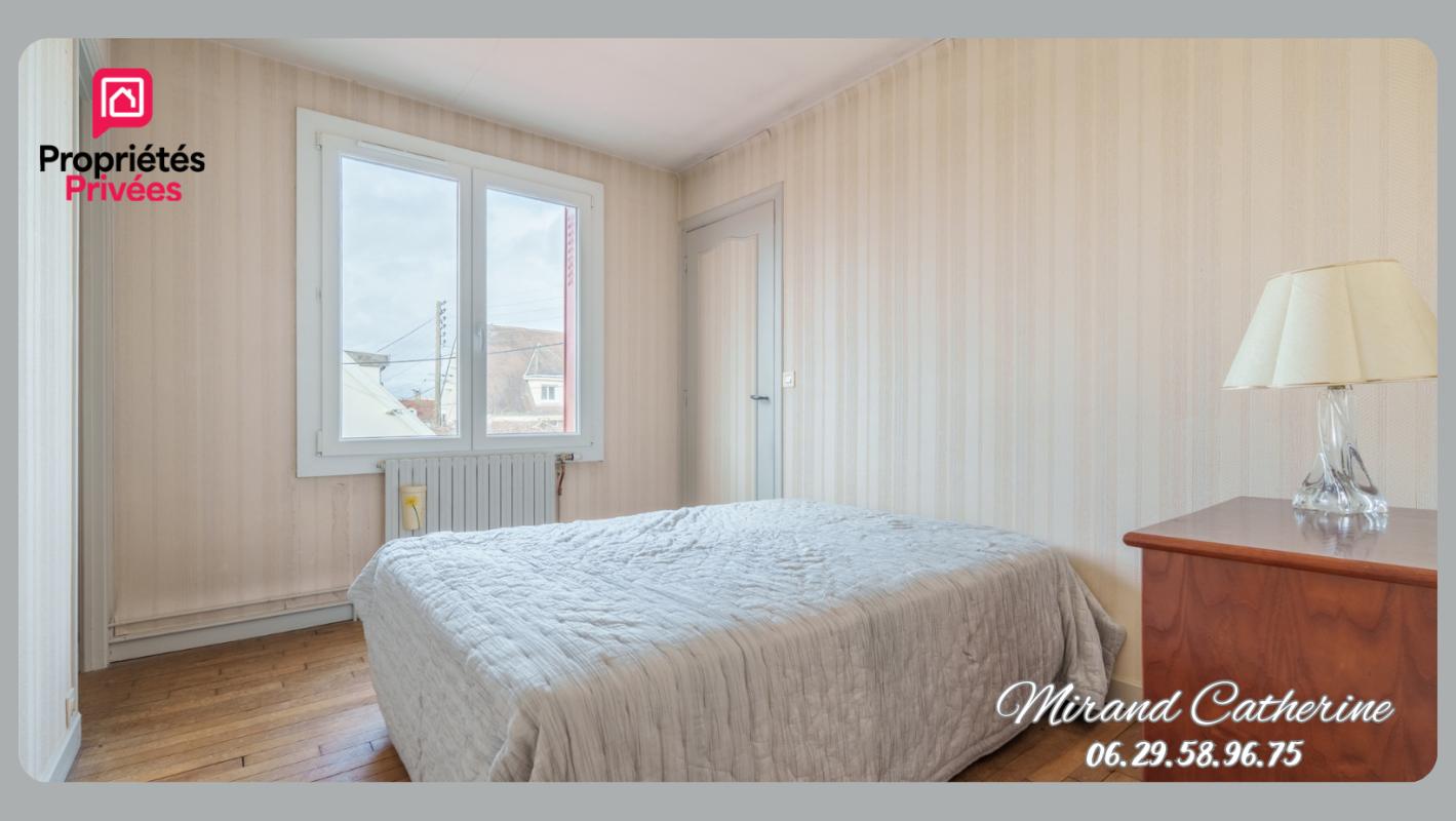 SAINTE-SAVINE A Sainte-Savine  Maison familiale avec garage et terrain 14