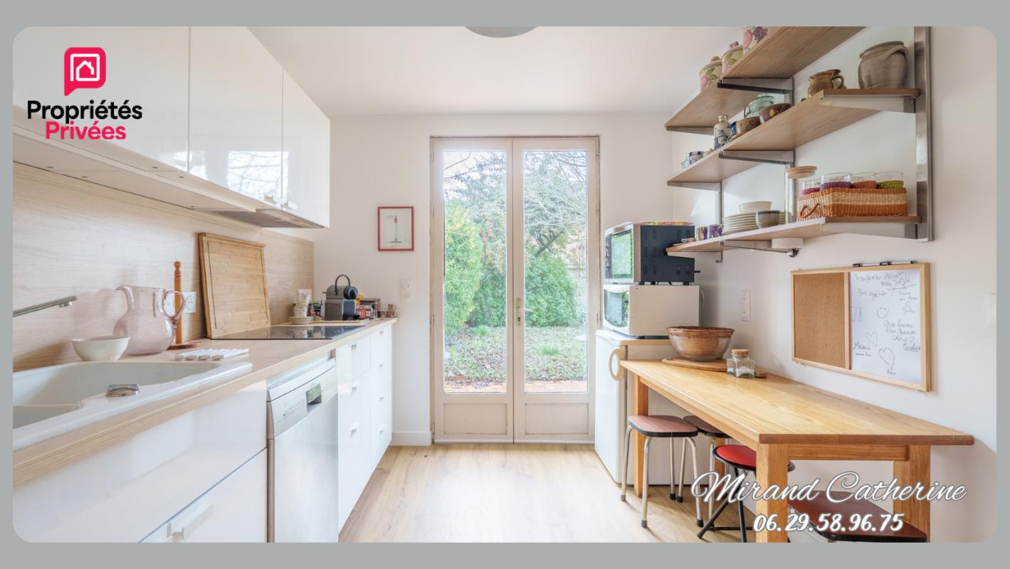 SAINTE-SAVINE A Sainte-Savine  Maison familiale avec garage et terrain 5