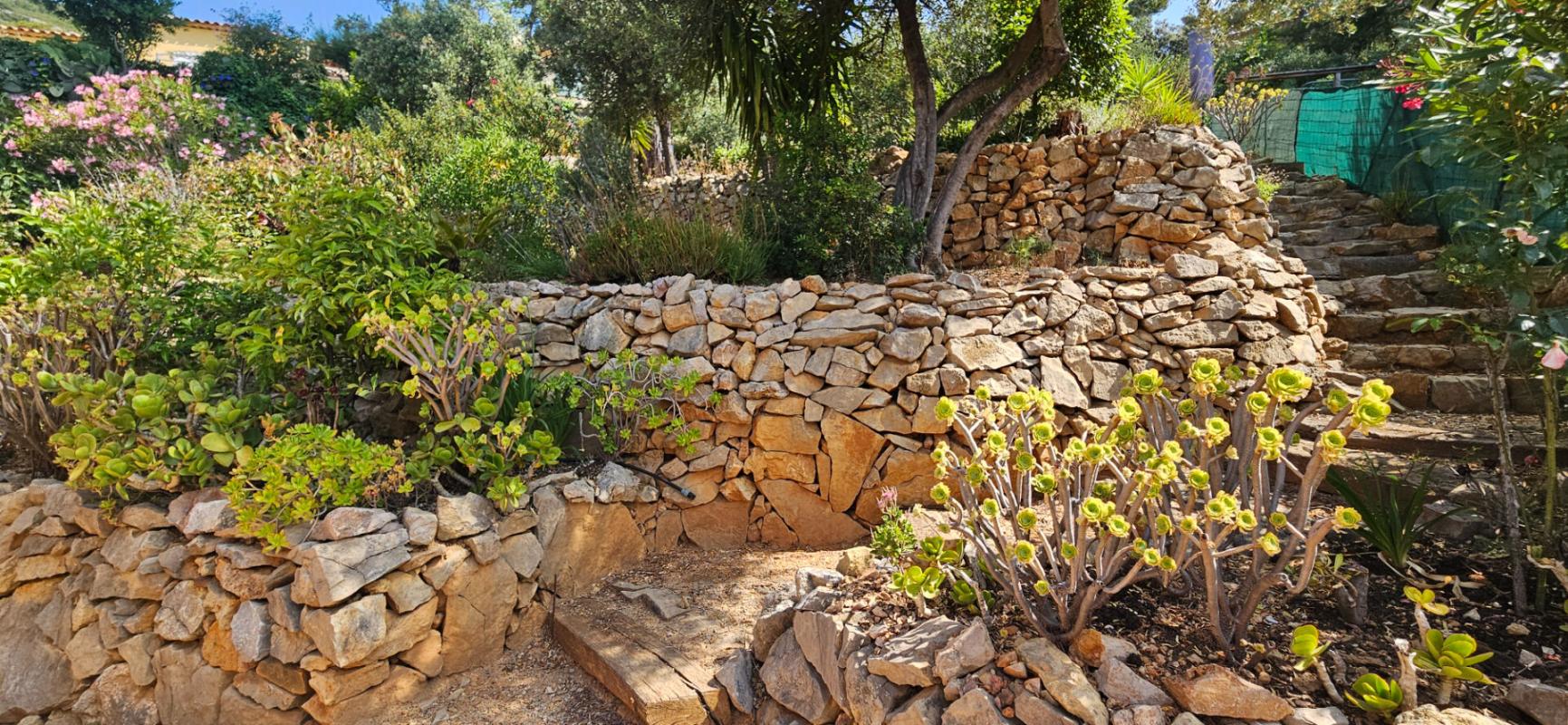 TOULON VILLA TOULON OUEST - LES 4 CHEMINS DES ROUTES 12