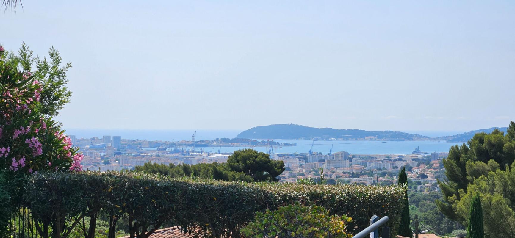 TOULON VILLA TOULON OUEST - LES 4 CHEMINS DES ROUTES 4