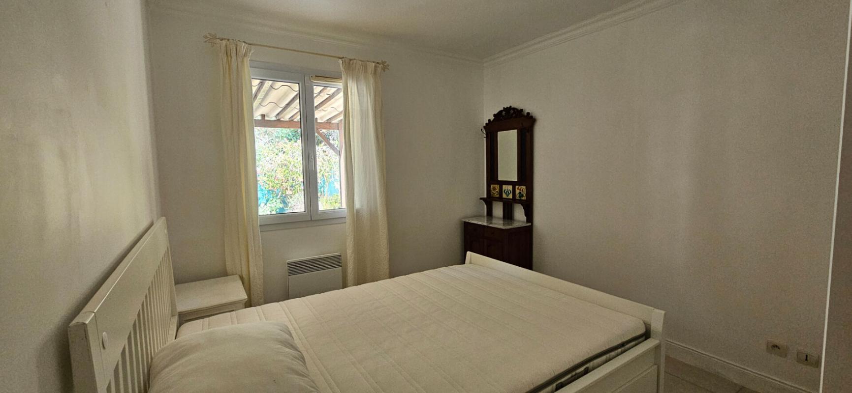 TOULON VILLA TOULON OUEST - LES 4 CHEMINS DES ROUTES 9