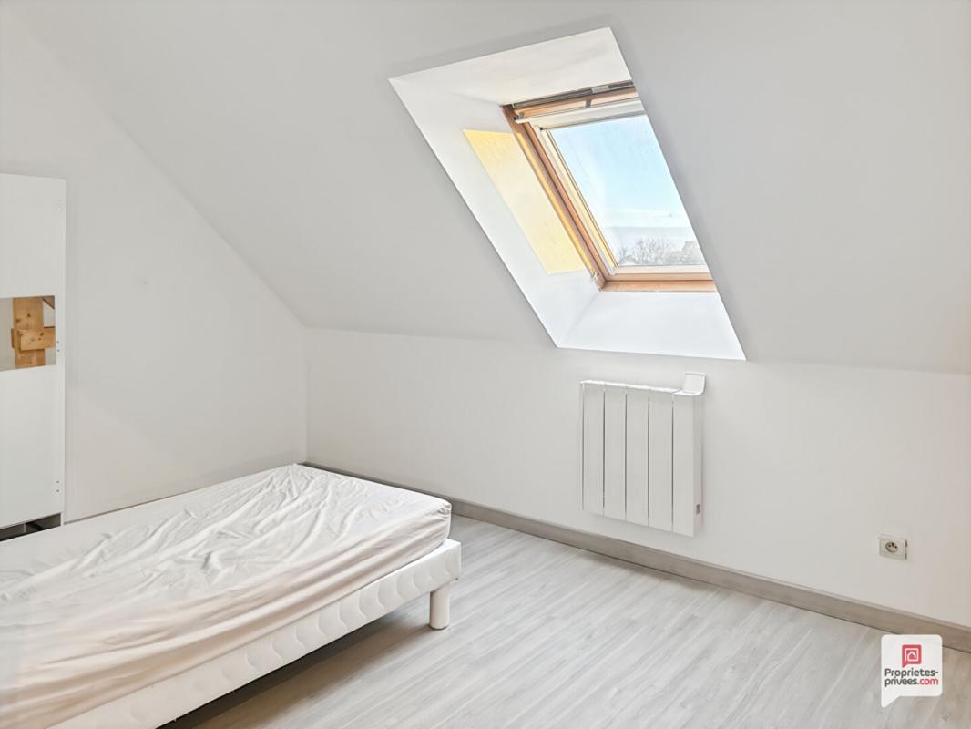 COURTILLERS Maison Courtillers 6 pièce(s) 100 m2 11