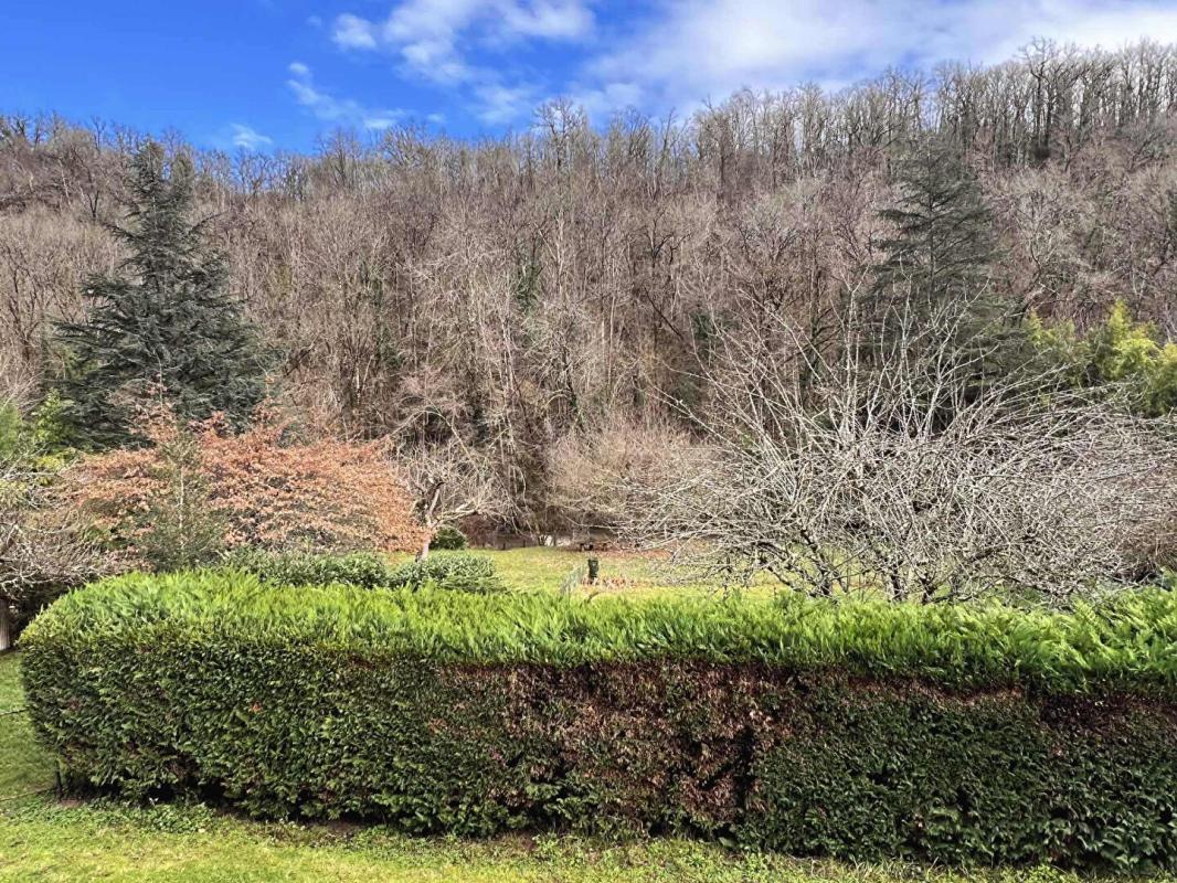 NANTHEUIL Maison Nantheuil 6 pièce(s) 100 m2 14