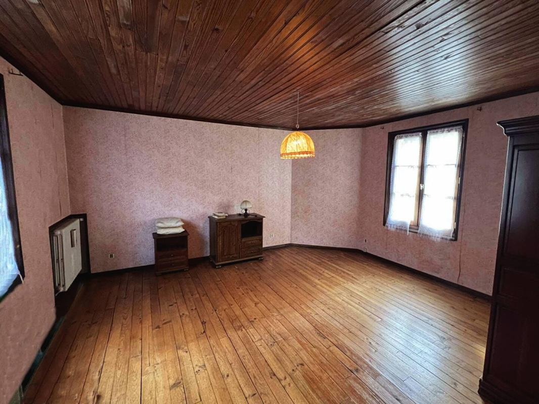 NANTHEUIL Maison Nantheuil 6 pièce(s) 100 m2 9