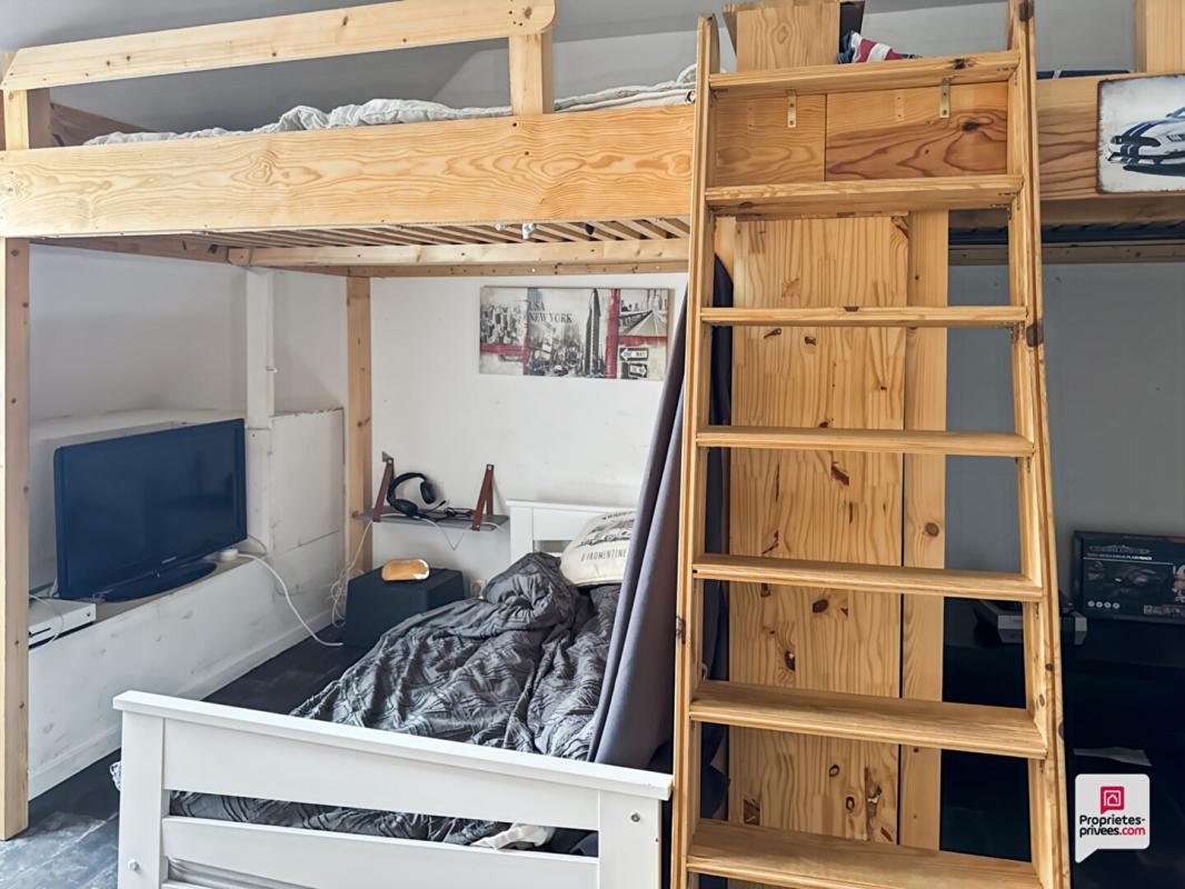 PRECIGNE Maison 7 pièce(s) 151 m2 11