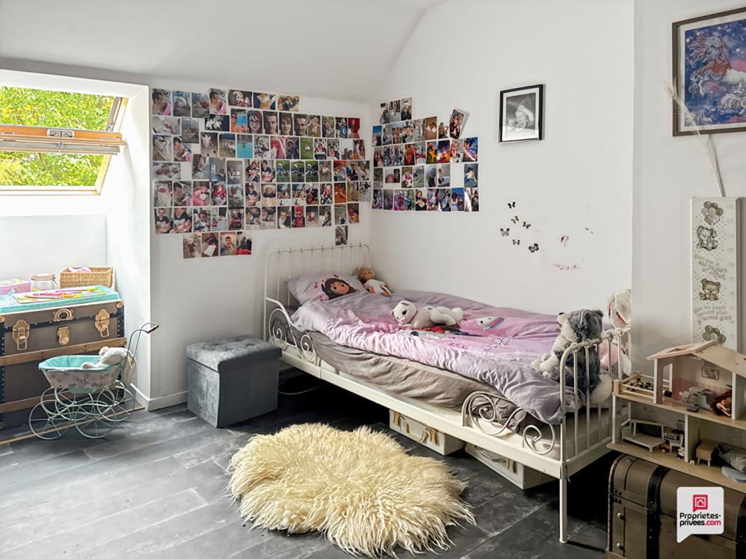 PRECIGNE Maison 7 pièce(s) 151 m2 12