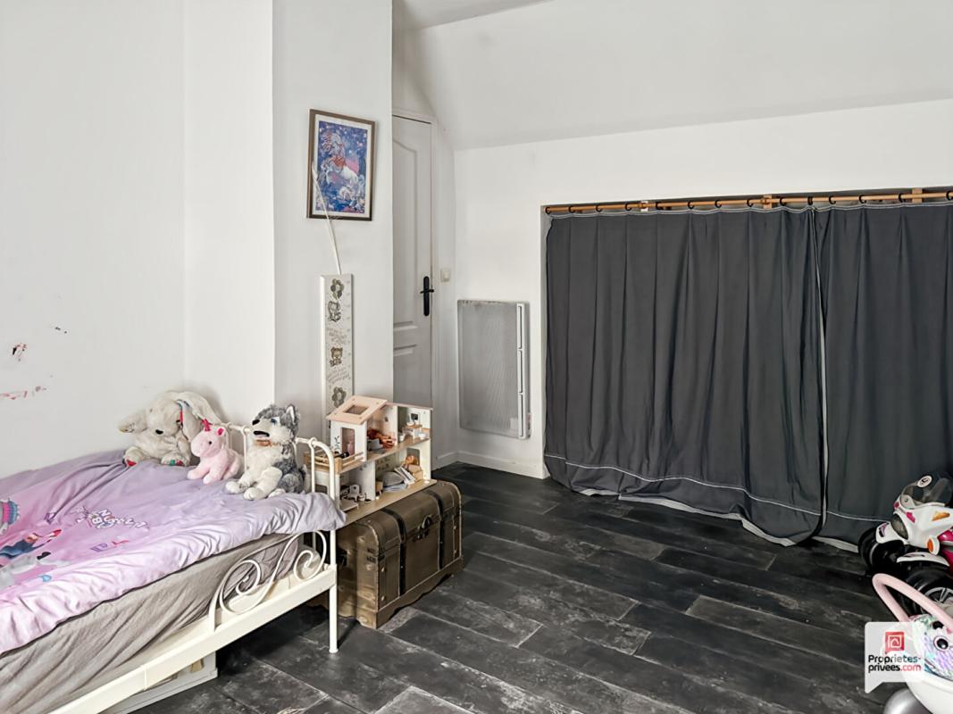 PRECIGNE Maison 7 pièce(s) 151 m2 13