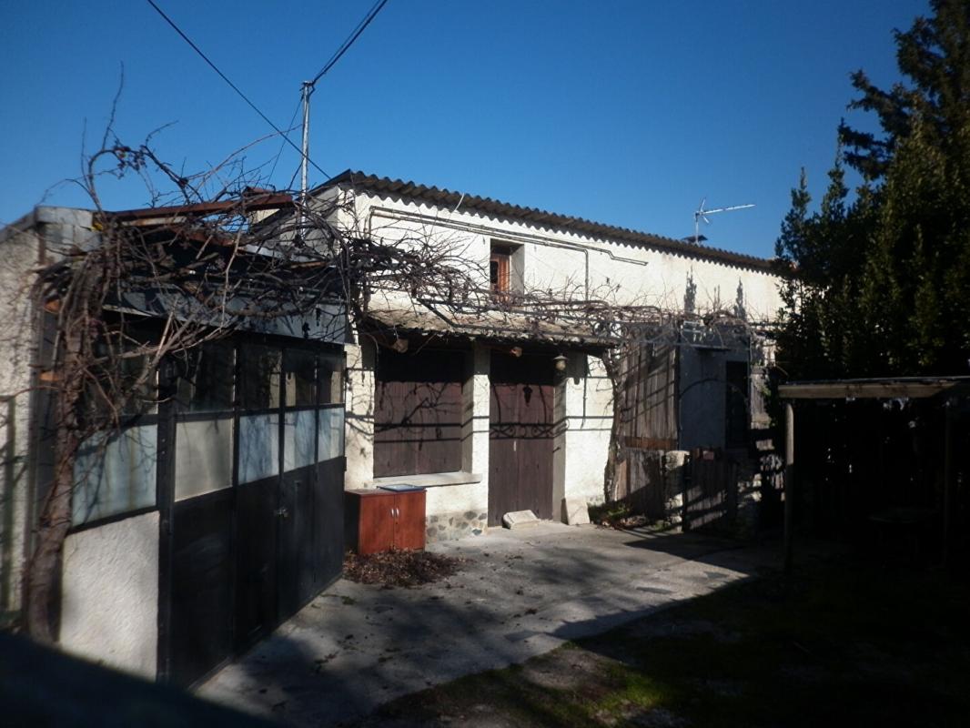VALREAS Maison  de ville avec jardin 11