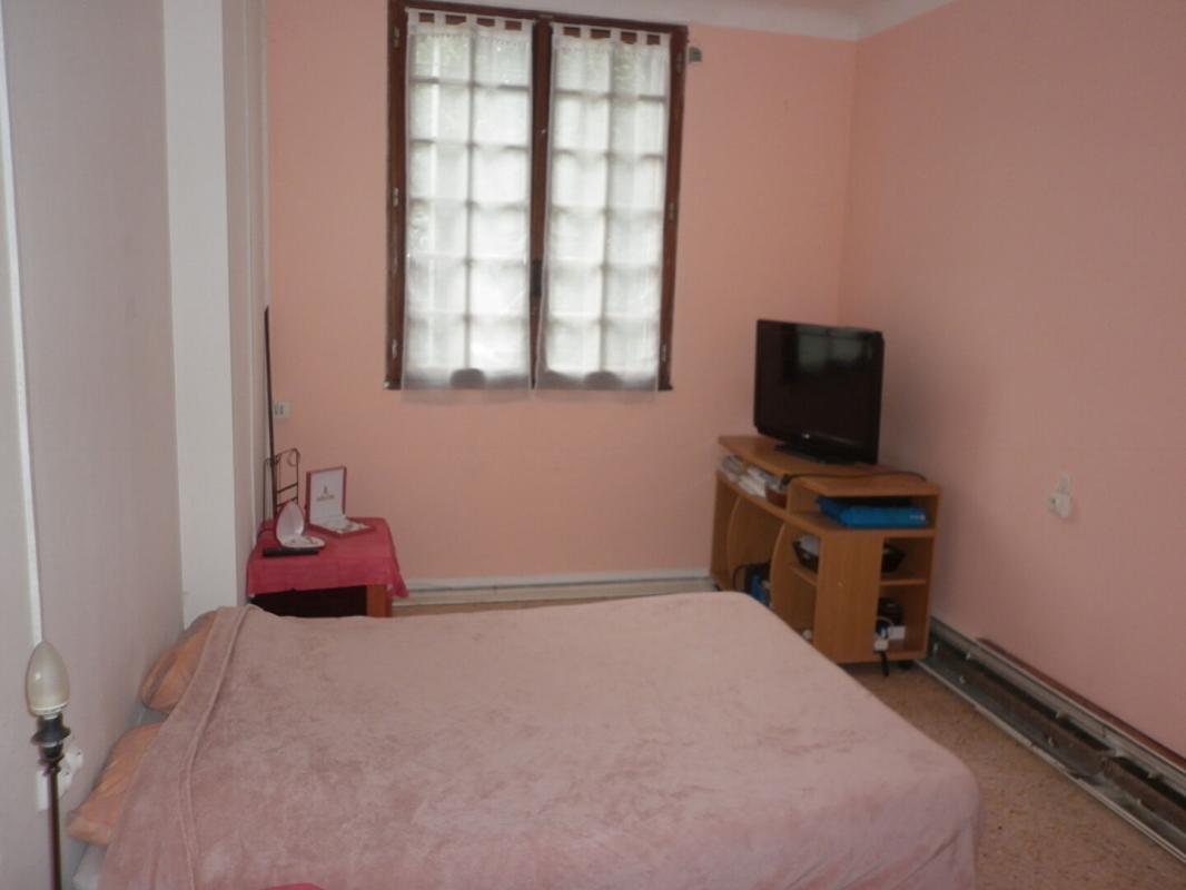 VALREAS Maison  de ville avec jardin 3