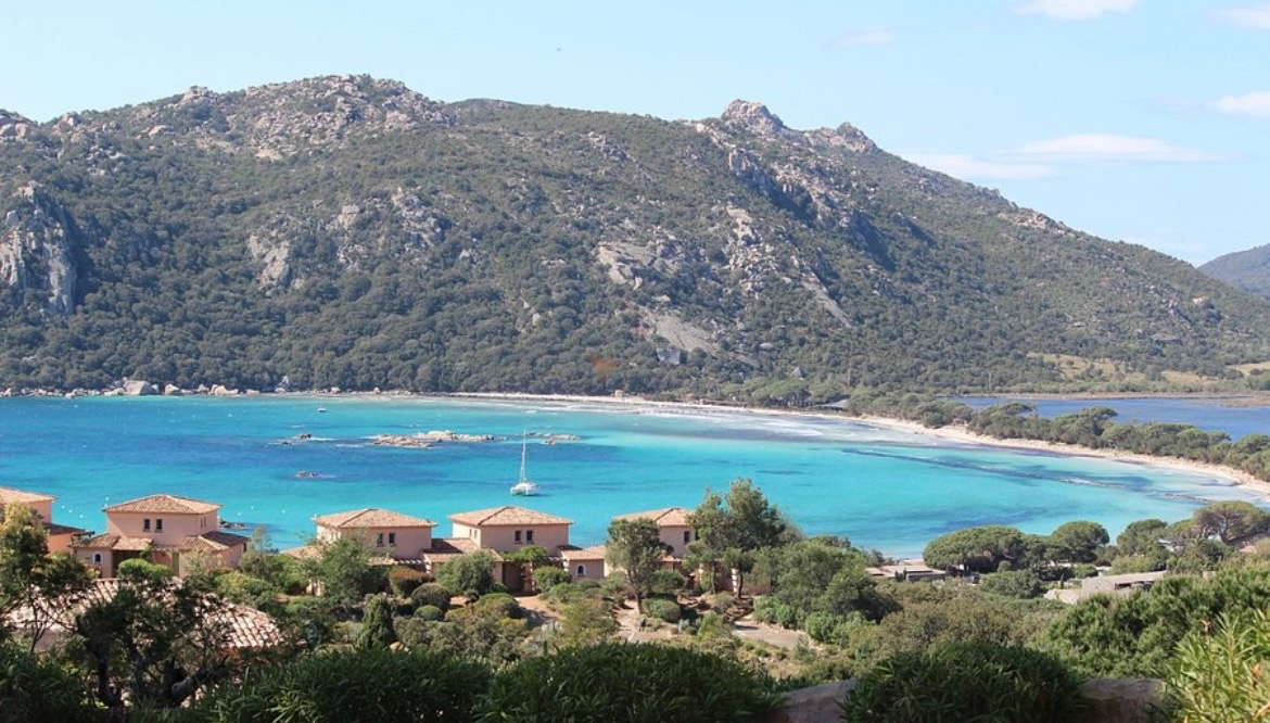 PORTO-VECCHIO Penthouse toit terrasse de 139 m² avec 149m² de terrasse à Porto Vecchio 3