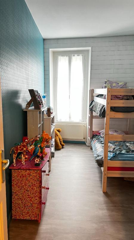 POUZAUGES Pouzauges, Maison 128 m² , 3 chambres et un bureau 5