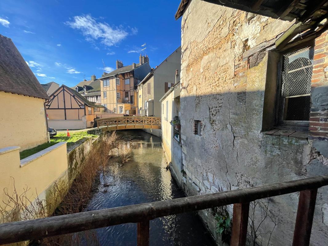 CHATEAU-RENARD Immeuble Château Renard 3 pièces 110 m2 11