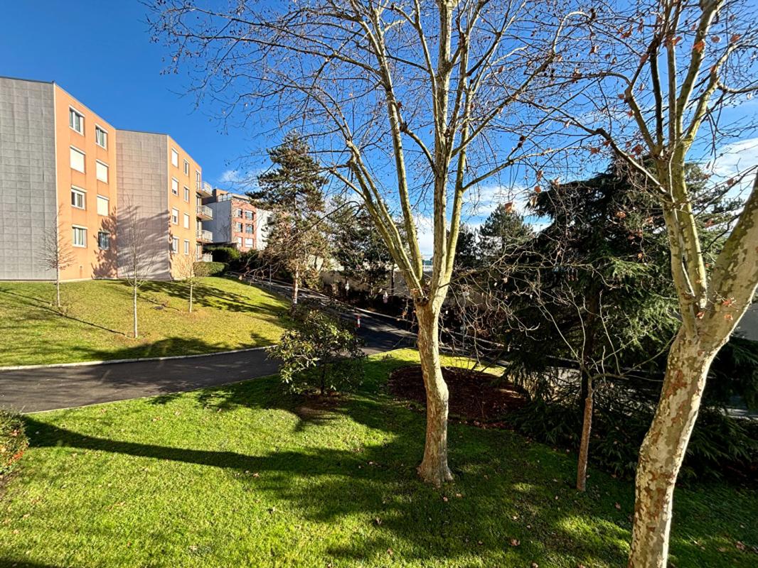 MAISONS-ALFORT Appartement Maisons Alfort 3 pièces proche métro 10