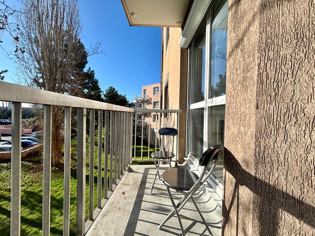 MAISONS-ALFORT Appartement Maisons Alfort 3 pièces proche métro 8