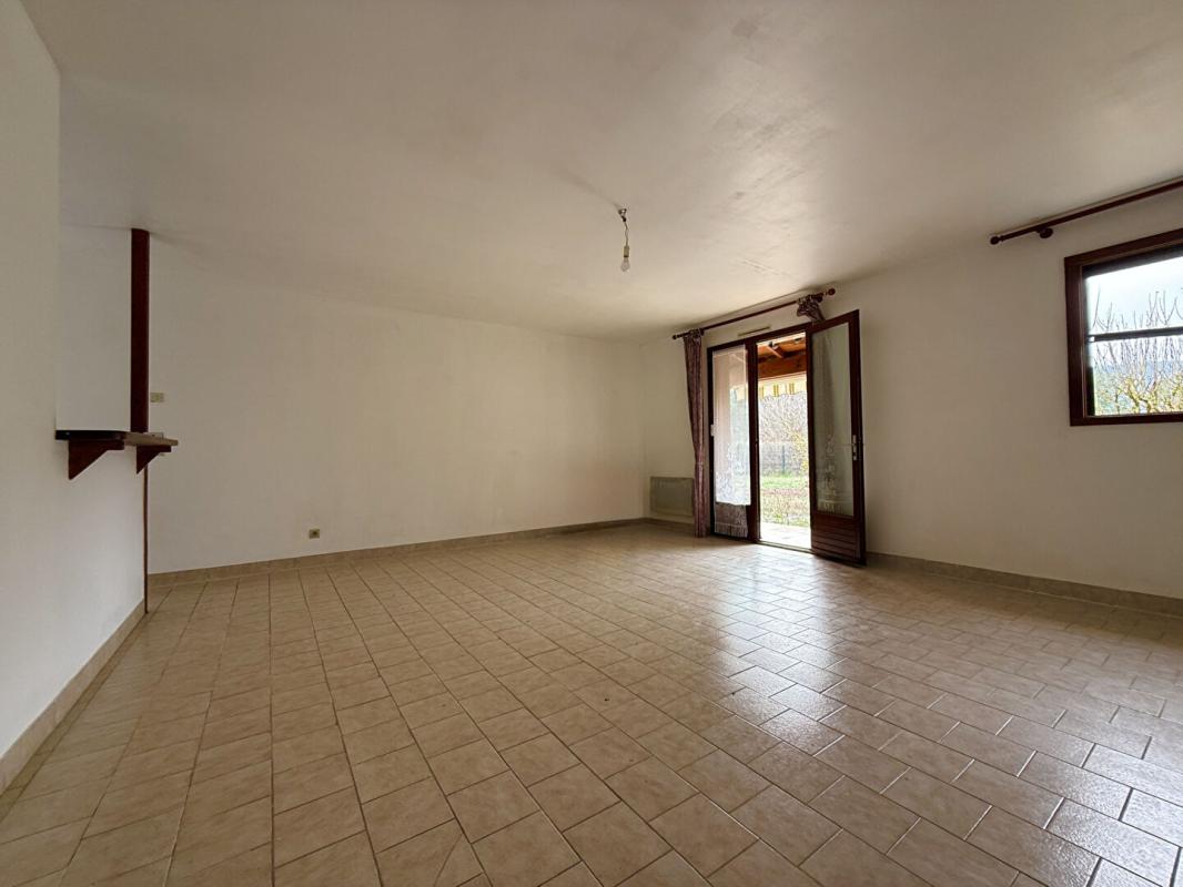 LES VANS LES  VANS (07140)Villa  3 pièce(s) 64 m2 11