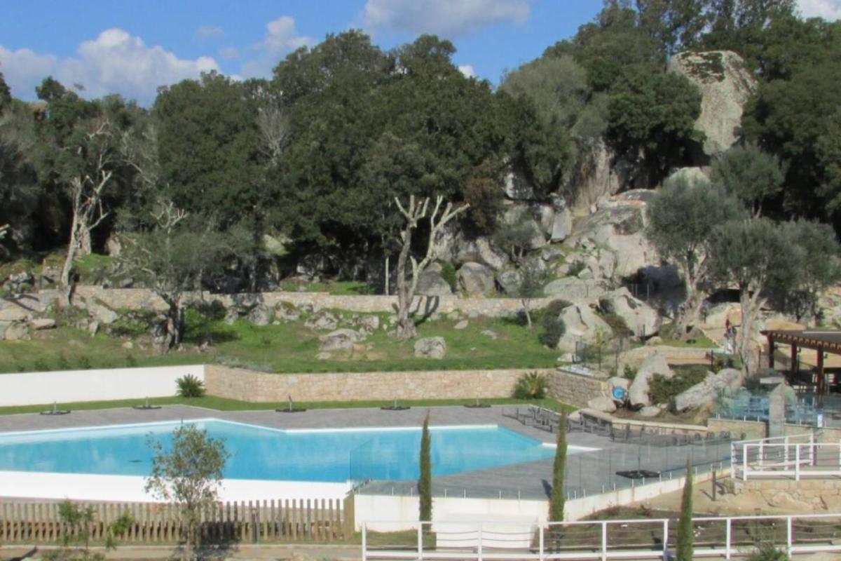 PORTO-VECCHIO Appartement avec jardin dans un domaine privé à Porto-Vecchio 15