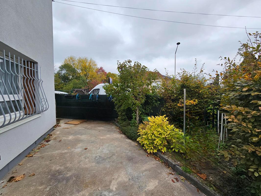 COUBRON Maison familiale situé à Coubron 14