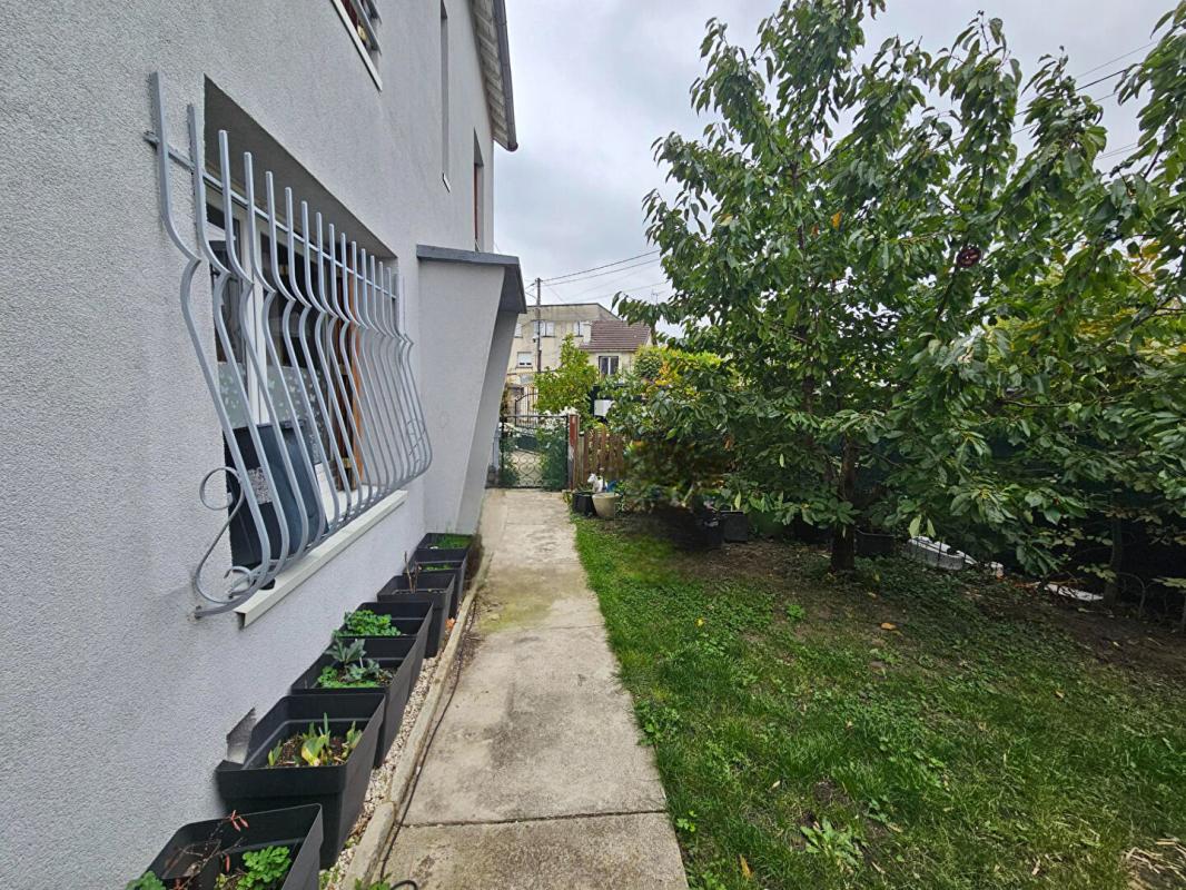 COUBRON Maison familiale situé à Coubron 2