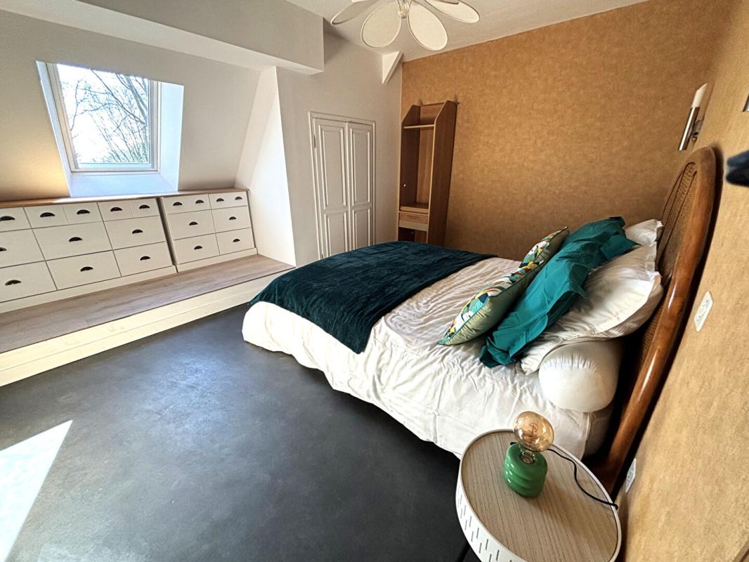 SAINT-VRAN Saint-Vran Maison 5 chambres sur grand Terrain 10