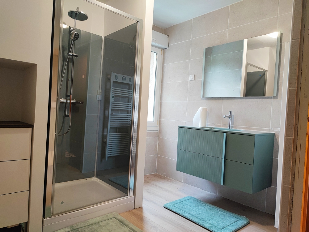 SAINT-VRAN Saint-Vran Maison 5 chambres sur grand Terrain 13