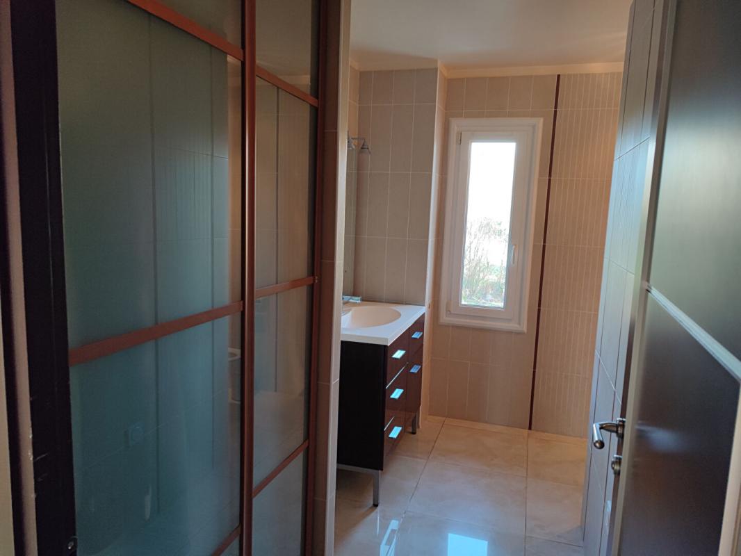 SAINT-VRAN Saint-Vran Maison 5 chambres sur grand Terrain 16