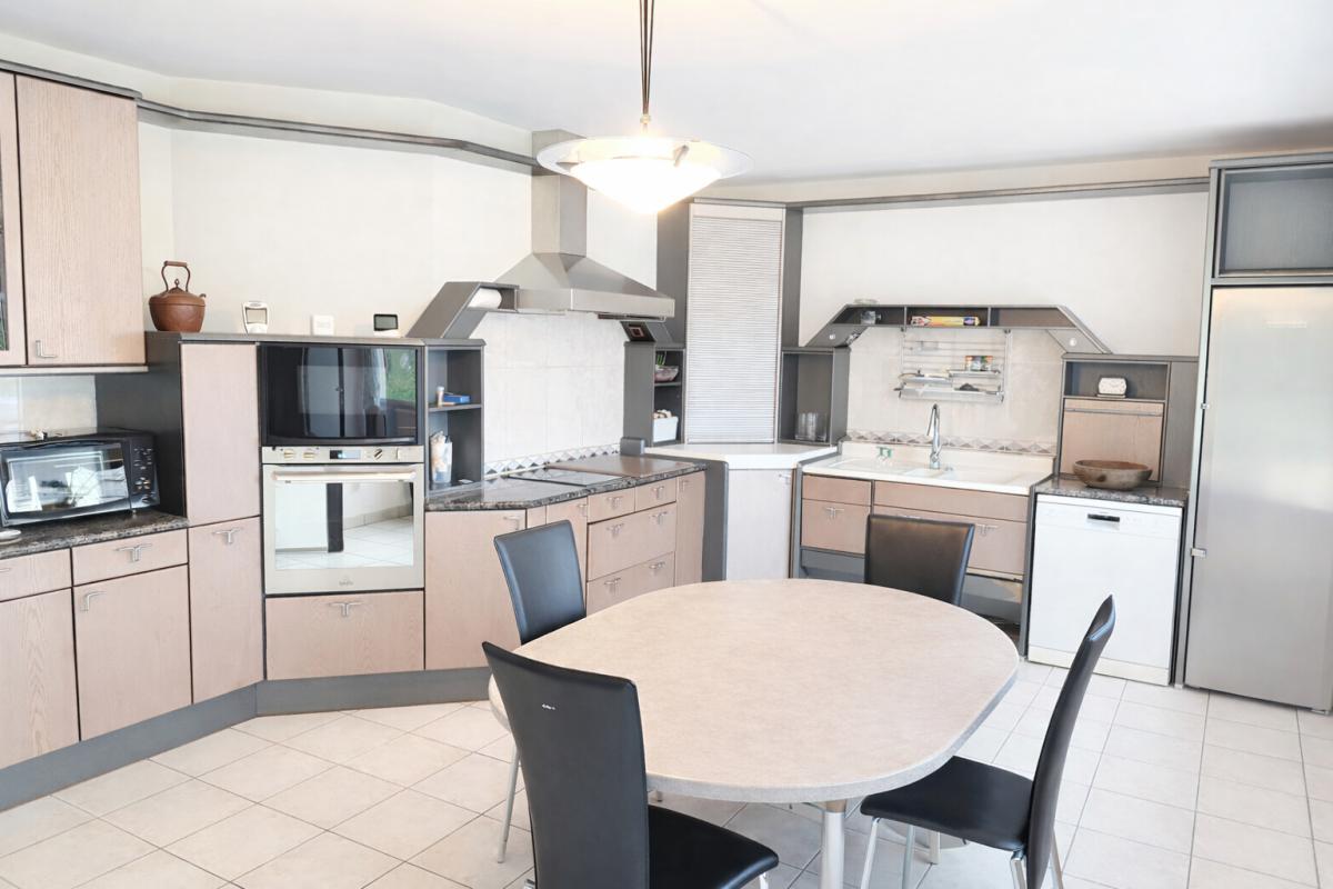 SAINT-VRAN Saint-Vran Maison 5 chambres sur grand Terrain 6