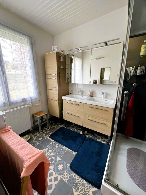 CHATEAU-L'EVEQUE Maison Château L'Evêque 116 m2  avec grand jardin 10