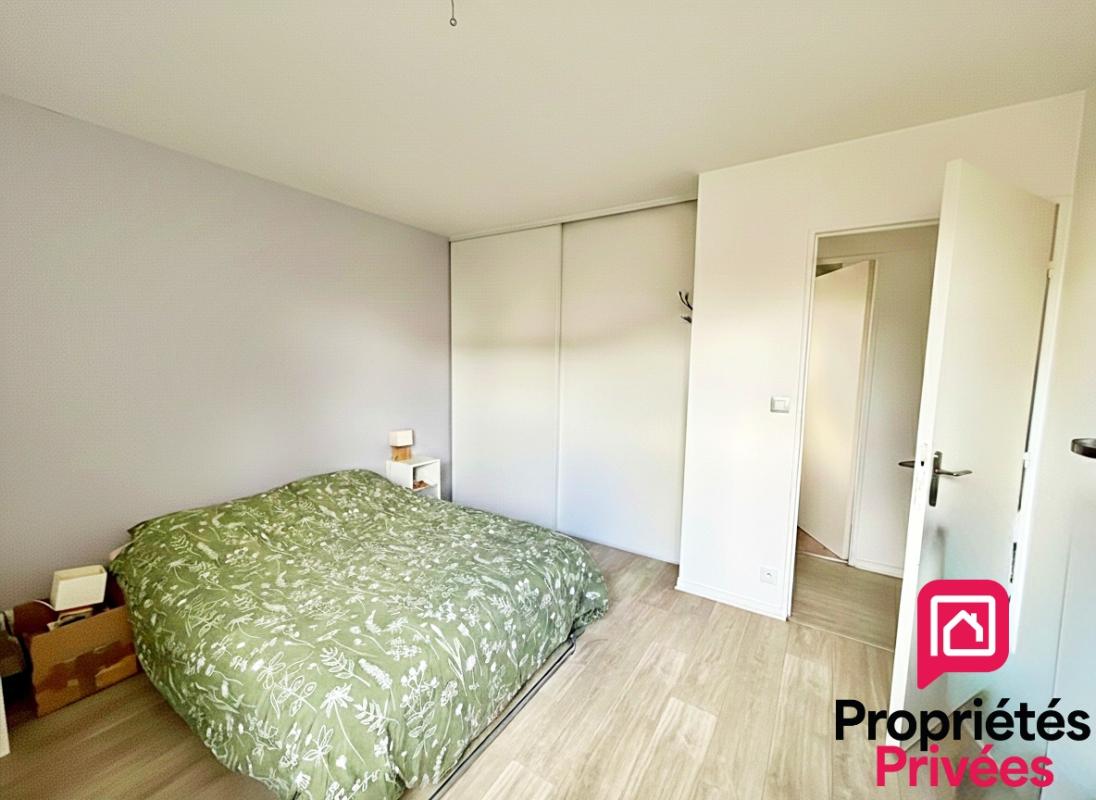 MERIGNAC Appartement Merignac 5 pièce(s) 103m2 Terrasse 12 m2 parking et cellier 12