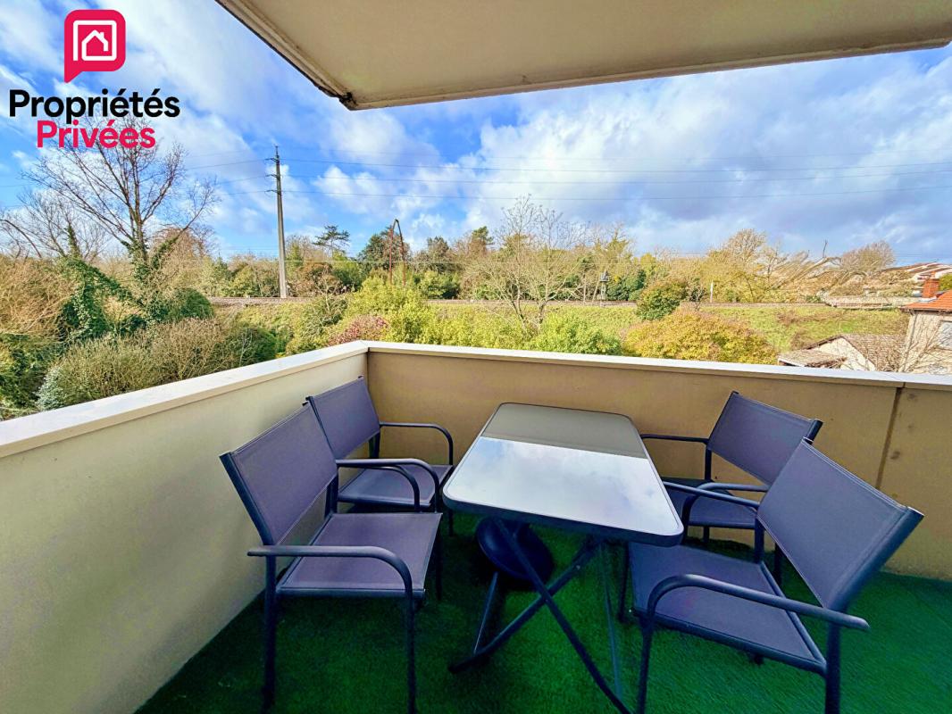 MERIGNAC Appartement Merignac 5 pièce(s) 103m2 Terrasse 12 m2 parking et cellier 5