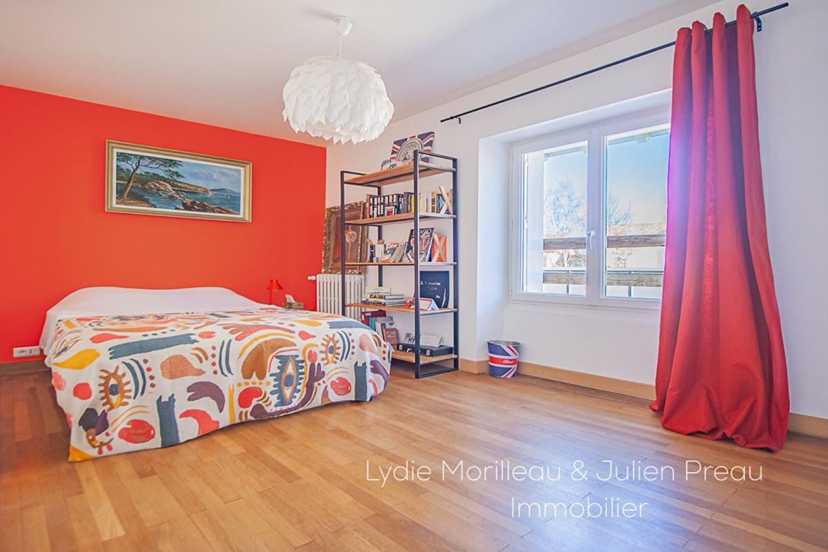 SAINT-SEBASTIEN-SUR-LOIRE Maison St-Sébastien-sur-Loire (6 pièces) 154m² 10