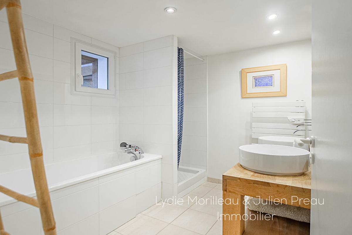 SAINT-SEBASTIEN-SUR-LOIRE Maison St-Sébastien-sur-Loire (6 pièces) 154m² 11