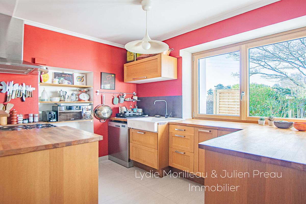 SAINT-SEBASTIEN-SUR-LOIRE Maison St-Sébastien-sur-Loire (6 pièces) 154m² 6