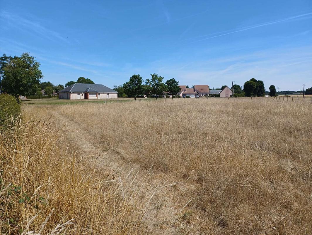 BRETEUIL Terrain constructible proche BRETEUIL SUR ITON 1800 m2 3