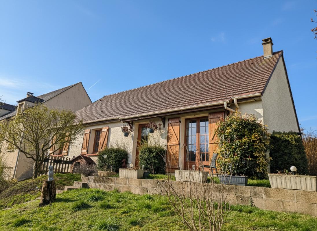 GAILLON-SUR-MONTCIENT EXCLUSIVITE PROPRIETES-PRIVEES : Maison familiale à GAILLON-SUR-MONTCIENT 1