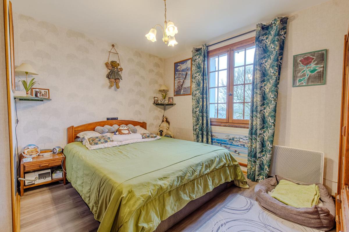 GAILLON-SUR-MONTCIENT EXCLUSIVITE PROPRIETES-PRIVEES : Maison familiale à GAILLON-SUR-MONTCIENT 6