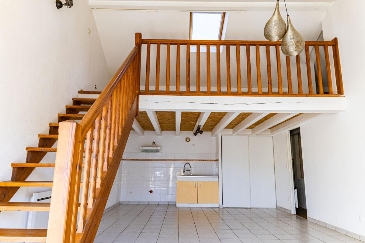 LEON Rare à Léon : T2 avec future terrasse en plein centre 8