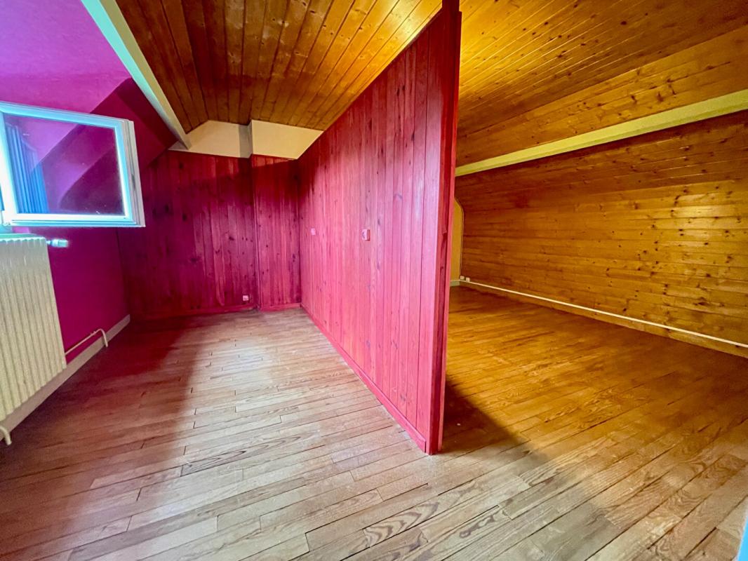 SOLIGNY-LA-TRAPPE Agréable maison  de 113 m² située dans village entre l'Aigle et Mortagne au Perche 13