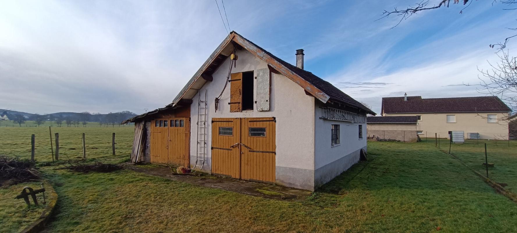 FOUGEROLLES Maison familiale -5 pièces - Fougerolles 18