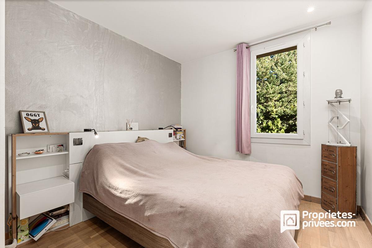 PEYMEINADE Maison individuelle avec piscine et dépendances - à pied du village de Peymeinade 10