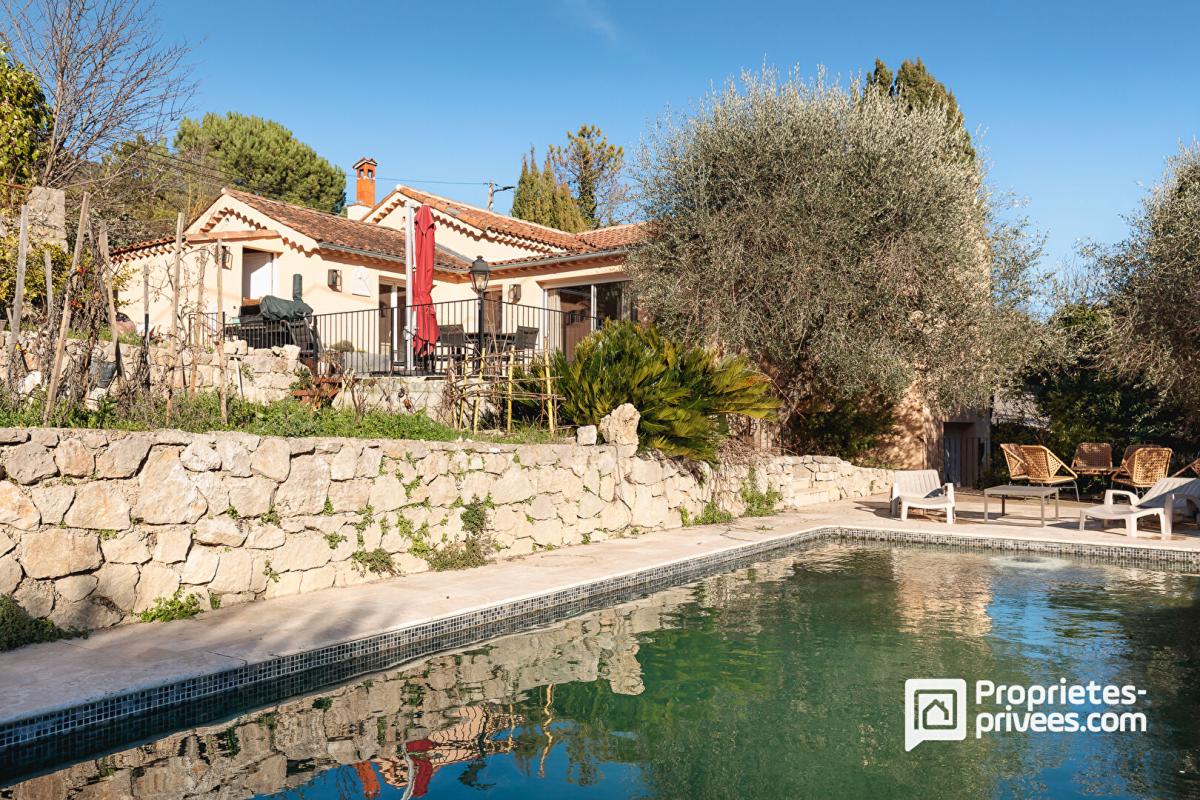 PEYMEINADE Maison individuelle avec piscine et dépendances - à pied du village de Peymeinade 14