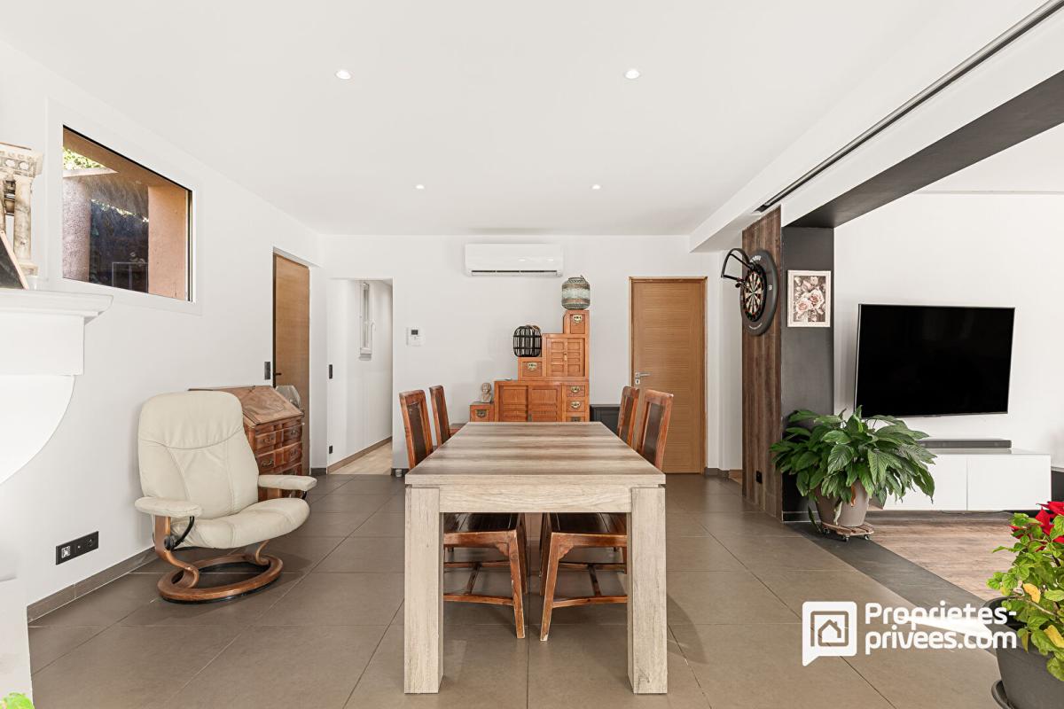 PEYMEINADE Maison individuelle avec piscine et dépendances - à pied du village de Peymeinade 6