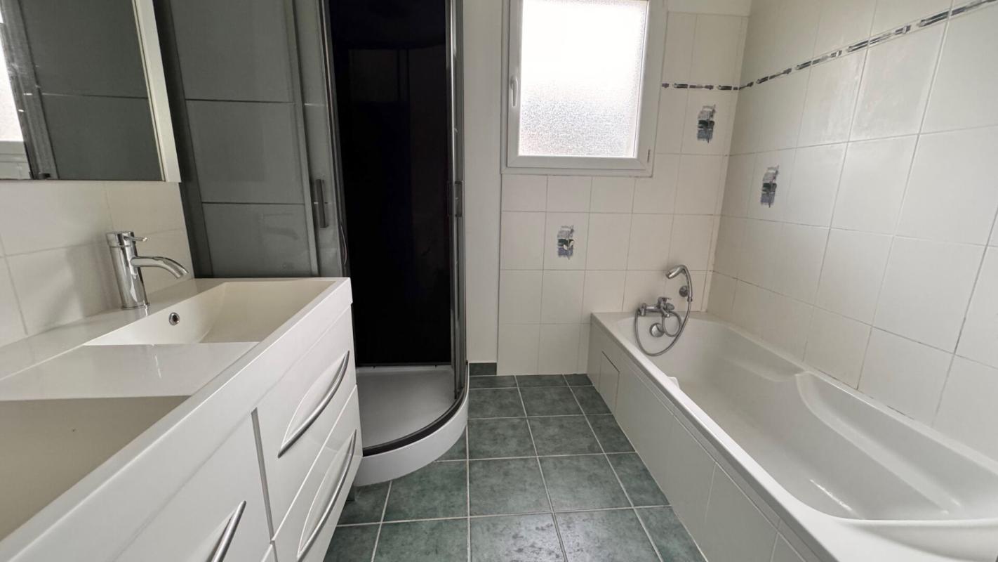 LEGE-CAP-FERRET Ensemble immobilier composé de 2 maisons mitoyennes 8