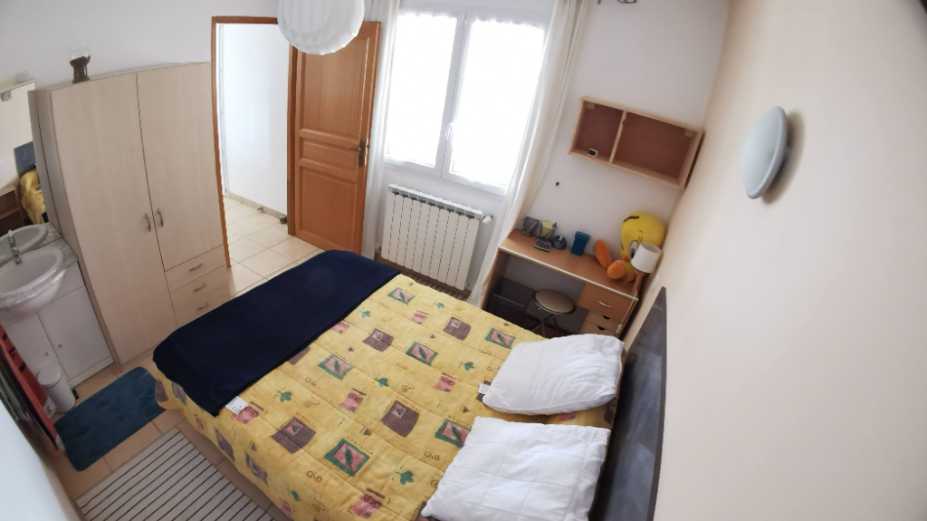 ADISSAN Villa  exeptionnelle avec potentiel locatif sur un très grand terrain 13