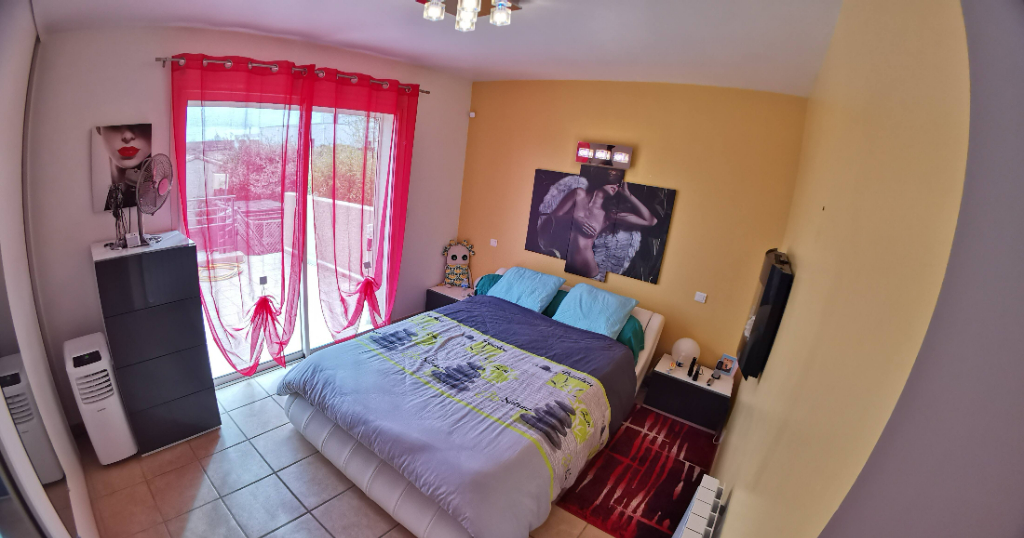 ADISSAN Villa  exeptionnelle avec potentiel locatif sur un très grand terrain 14